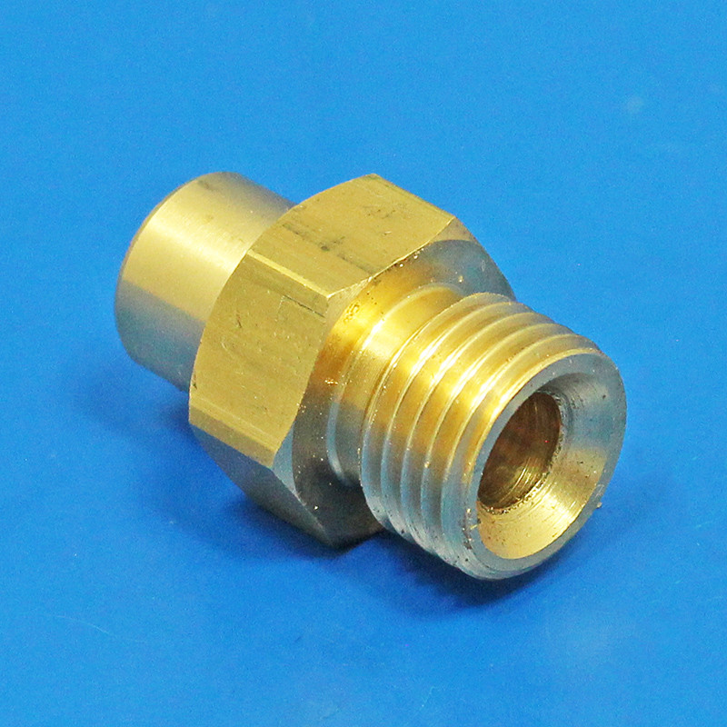 Solder socket union - 1/4