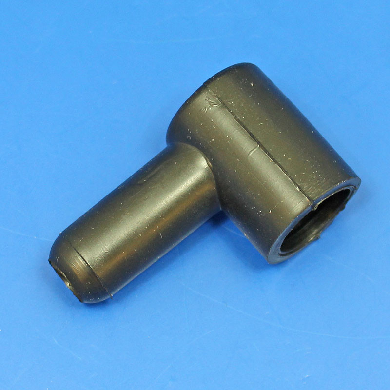 Right angled insulator cover for distributor cap terminal 006-13